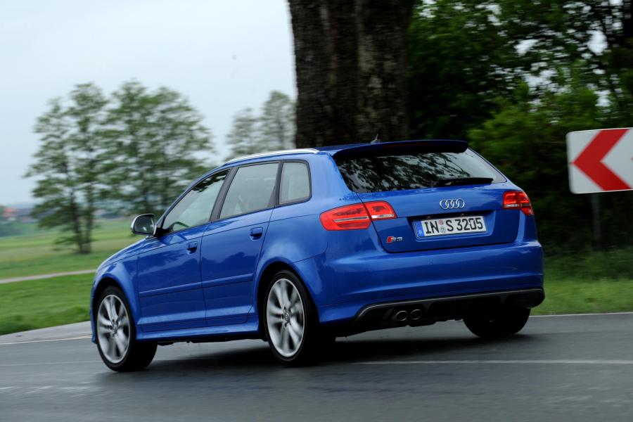  Audi S3 Sportback 2008 года  (WW) (фото 36 из 46)
